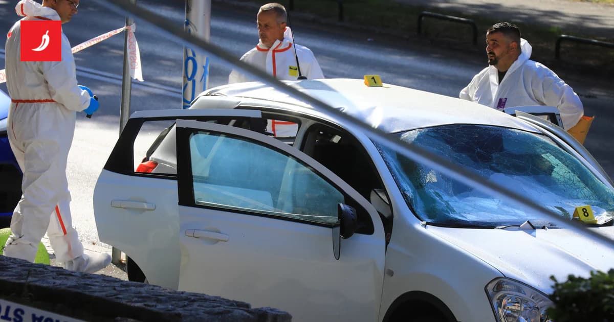 Eksplozija pirotehničkog sredstva uništila parkirani automobil u Splitu