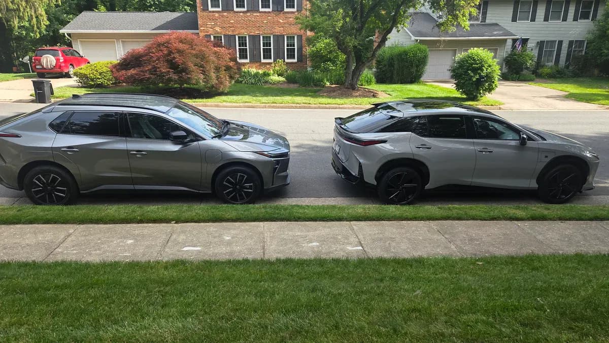 Toyota bZ vs. Lexus RZ: Električni SUV-ovi na usporednom testu