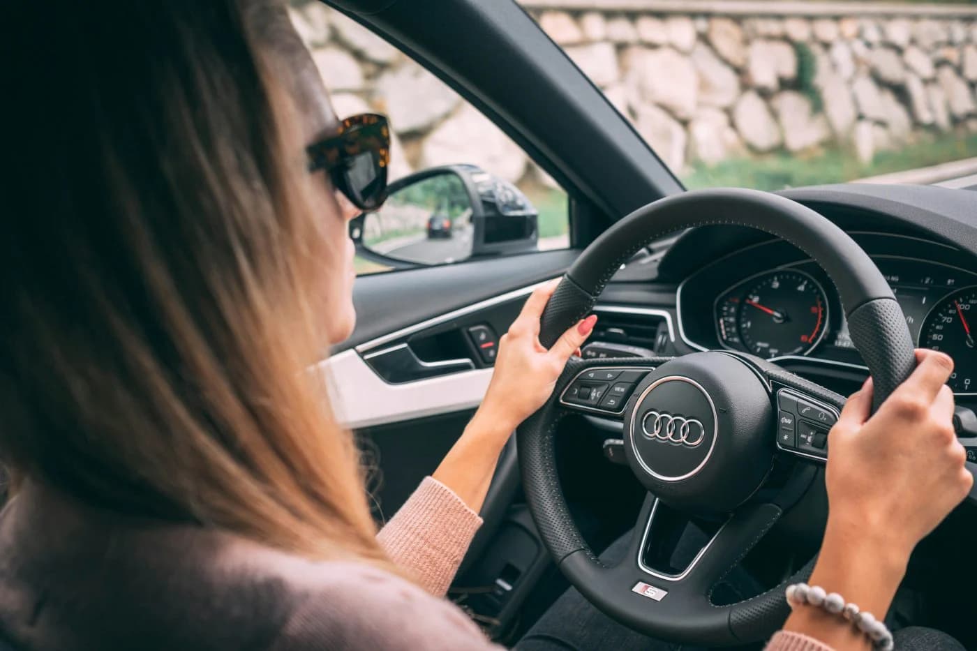 Država na dražbi prodaje 80 vozila: Mitsubishi kreće od 130 eura, Audi quattro za gotovo 20.000 eura