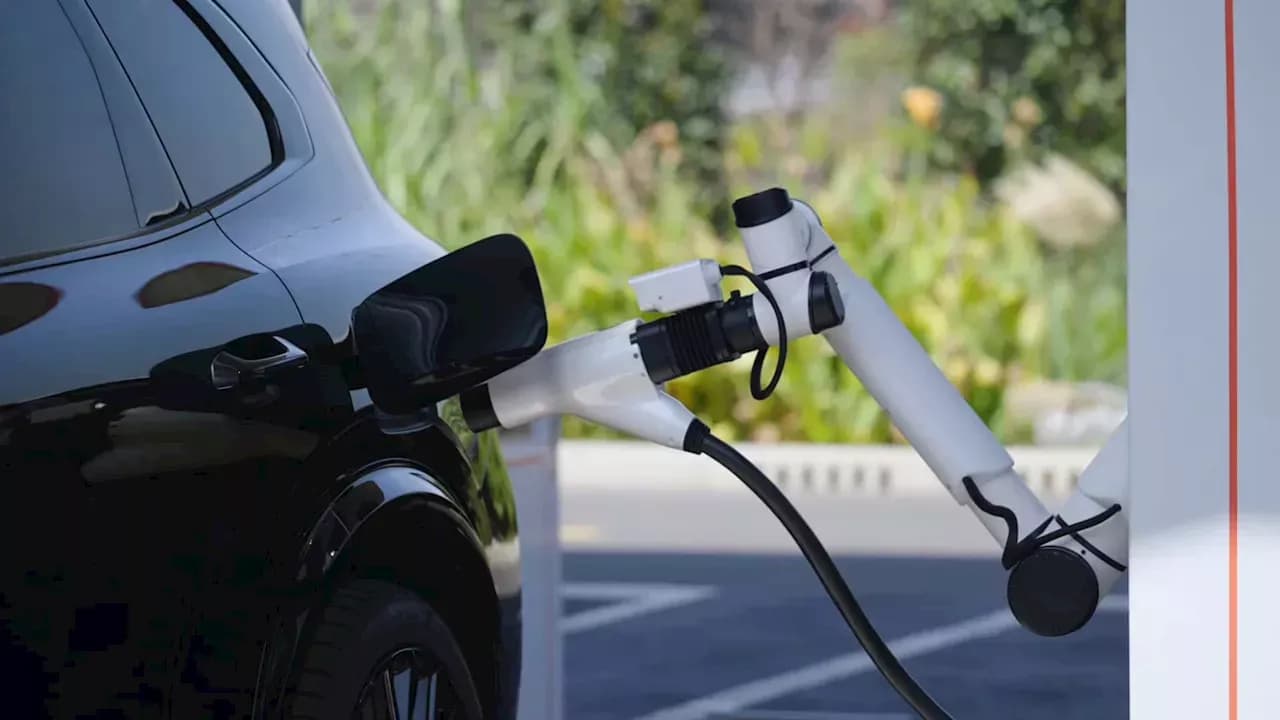 Geely predstavlja nevjerojatno snažan punjač za električne automobile: 2,25 megavata