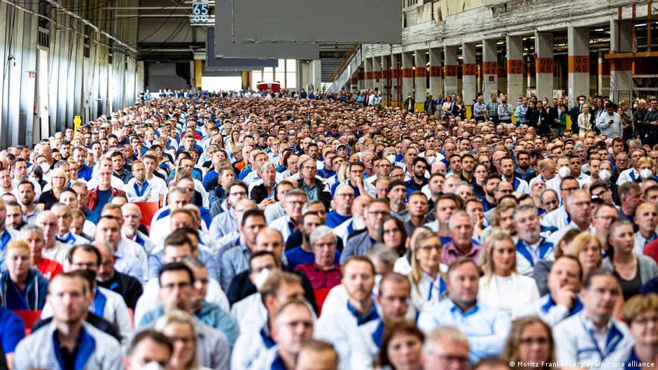 Volkswagen se suočava s velikim otpuštanjima zbog goleme radne snage