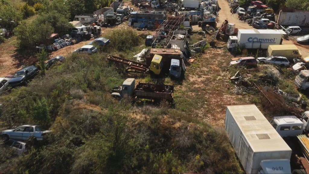 Divlja odlagališta automobila niču u Zadru i okolici, problem i u Parku prirode Velebit