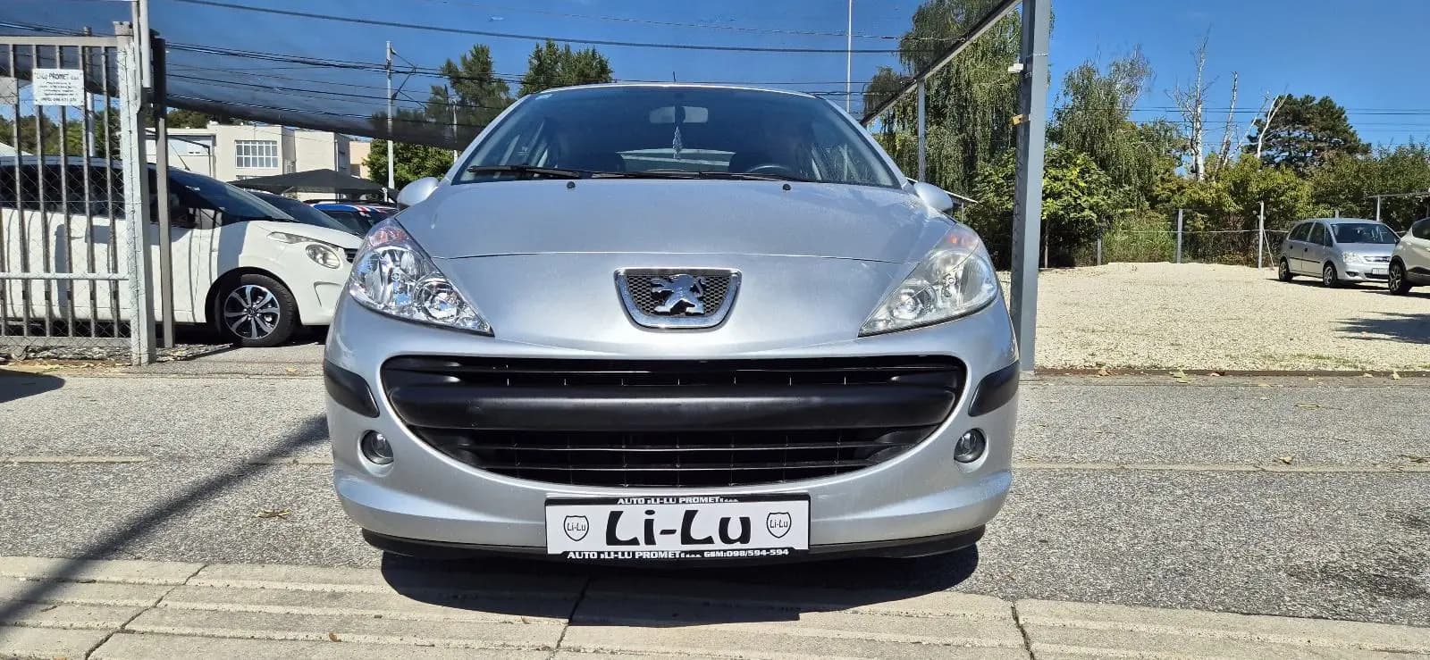 Peugeot 207 1,4 HDi//ODLICAN//kupac ne plaća prijenos vl/reg1god/