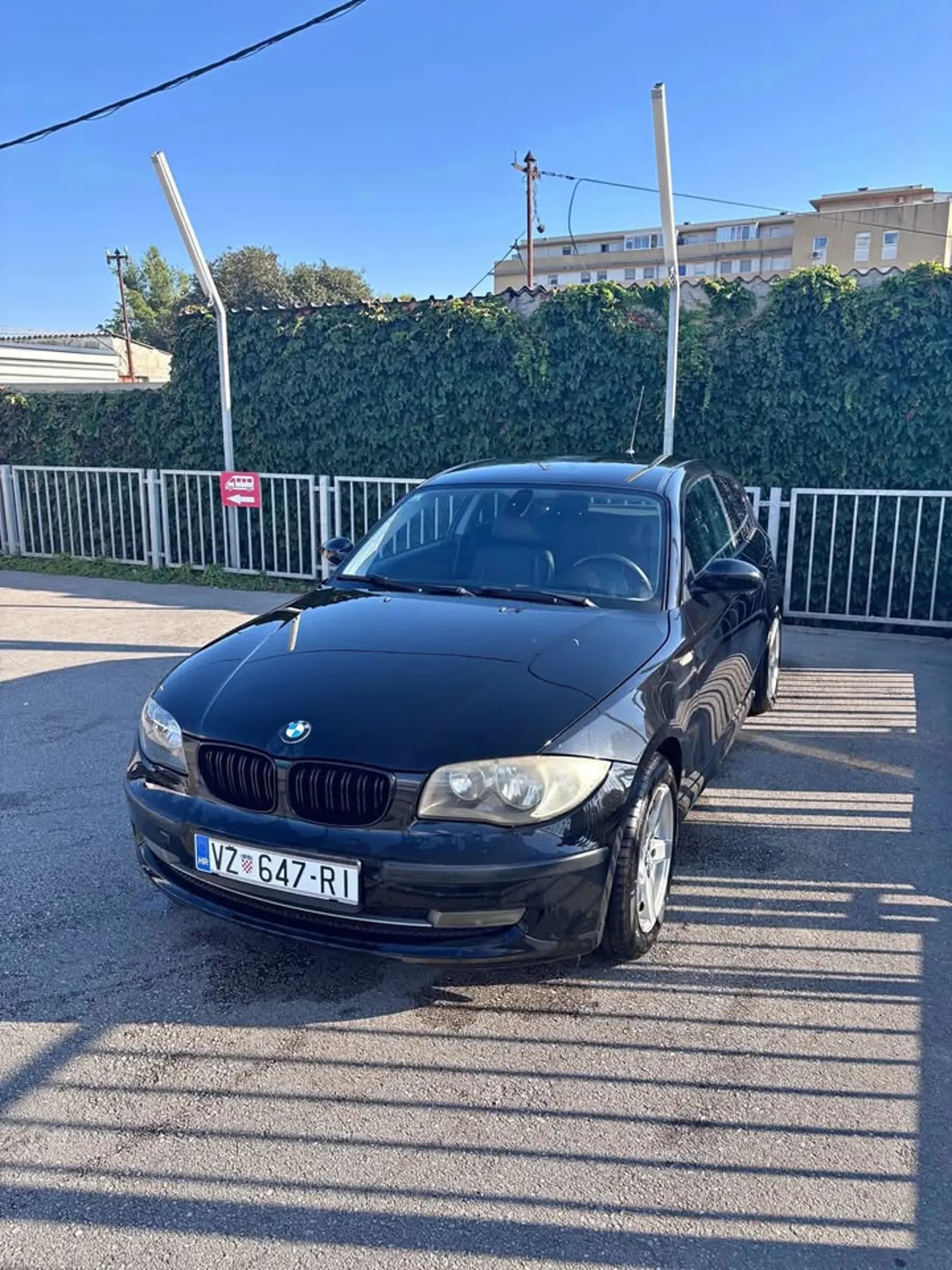 BMW 118i e81